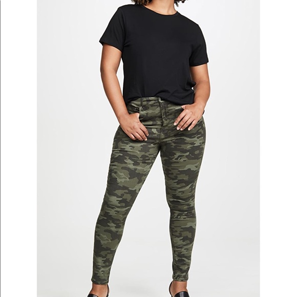 Good American Good Waist Skinny Jeans - Picture 6 of 8